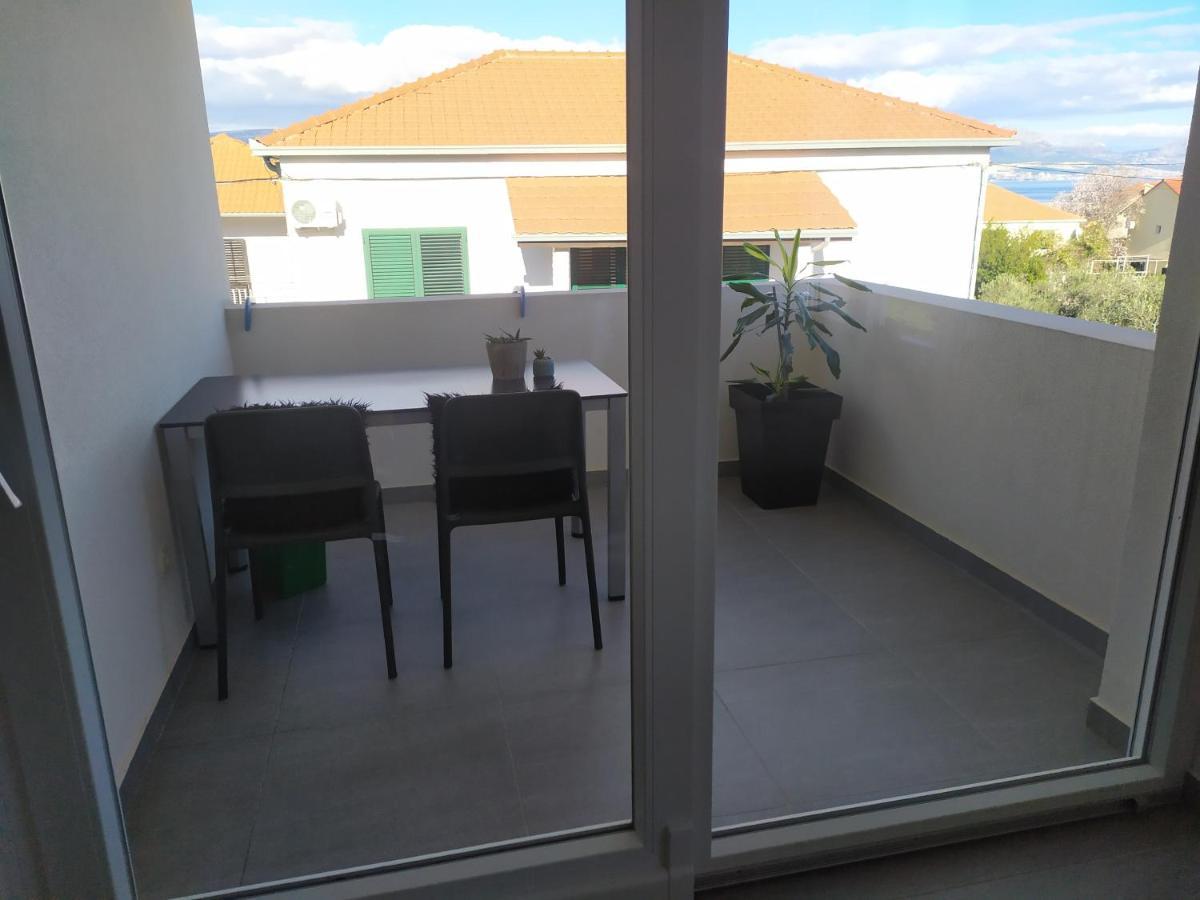 Tiamar Apartment Слатине Екстериор снимка